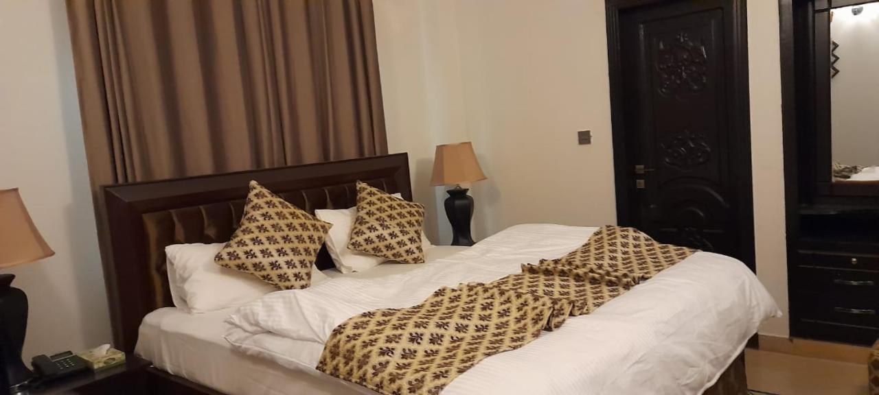 Cloud Way Hotel Naran Luaran gambar